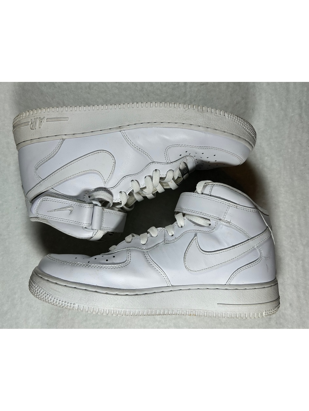 Nike Air Force 1 Mid White Sneakers Size 10